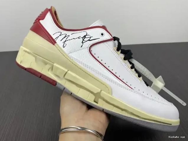 Retro Low SP Jordan White 2 Red Off-White DJ4375-106 0516